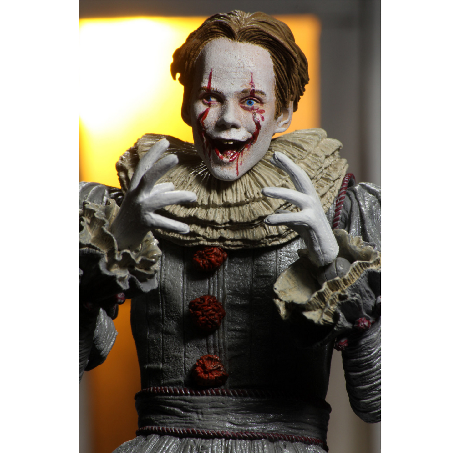 It: Chapter Two - Pennywise Ultimate 7” Action Figure